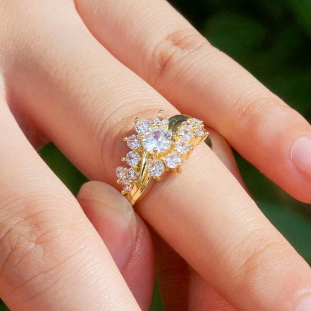 Yellow Gold White Sapphire Ring - Picture 2 of 8